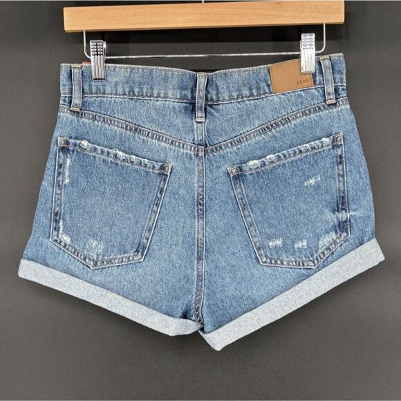 NWT Aeropostale Women's Distressed Denim Mom Shorts Size 6 Med Wash Preppy - Picture 2 of 9
